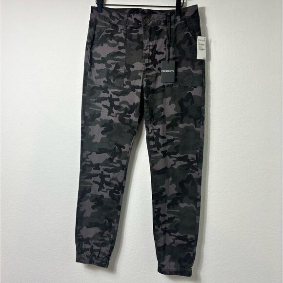 PROSPERITY DENIM GREY CAMO WOMEN JOGGER STYLE PANTS LARGE BRAND NEW WITH TAGS - Picture 3 of 8